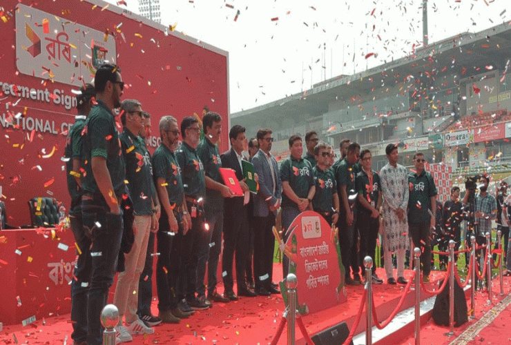 বাংলাদেশ জাতীয় ক্রিকেট দলে স্পনসরে ফিরল রবি